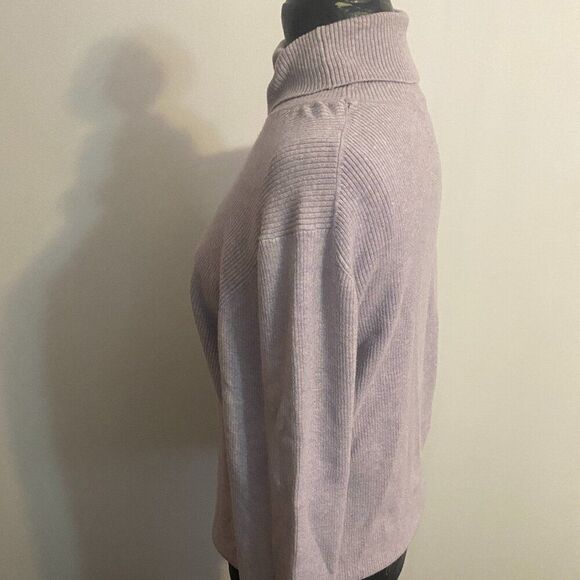 Old Navy Lavender Knit turtleneck sweater, size XXL - Picture 2 of 5